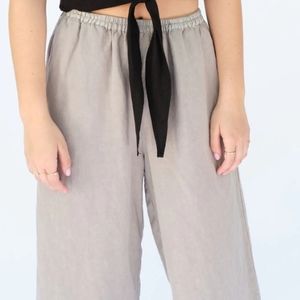 Tribe Kelley Bali Capris